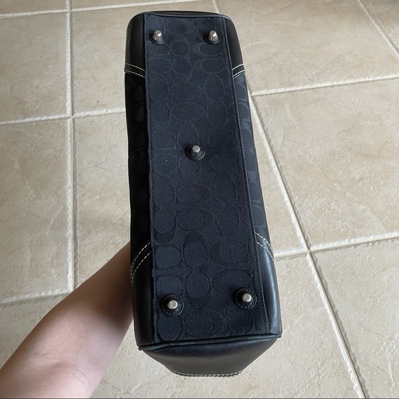 BLACK COACH PURSE - Picture 7 of 13